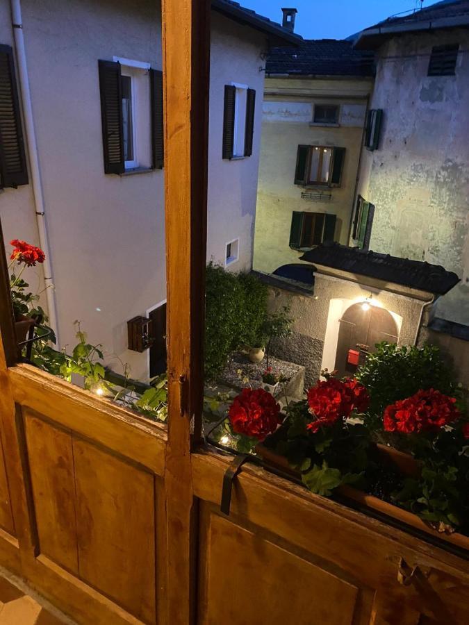 Апартаменти Casa Olmi Dependance Castiglione d'Intelvi Екстер'єр фото